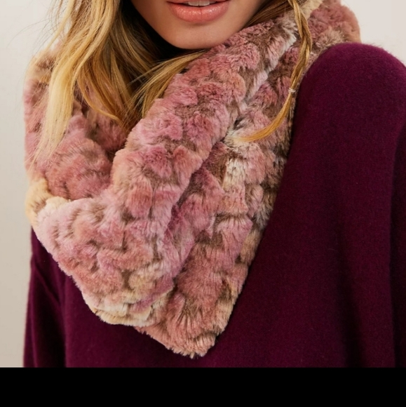 Anthropologie Remyfaux fur stole scarf
